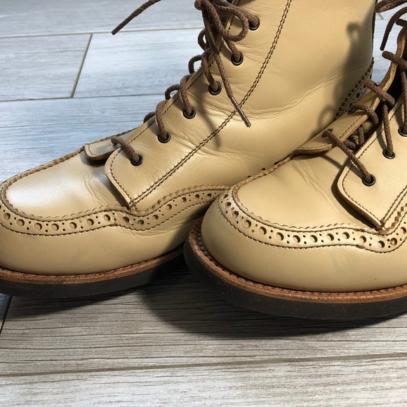NWT Leather Made in England 7 Holes Men\'s Boots us8.5 Beige Classic